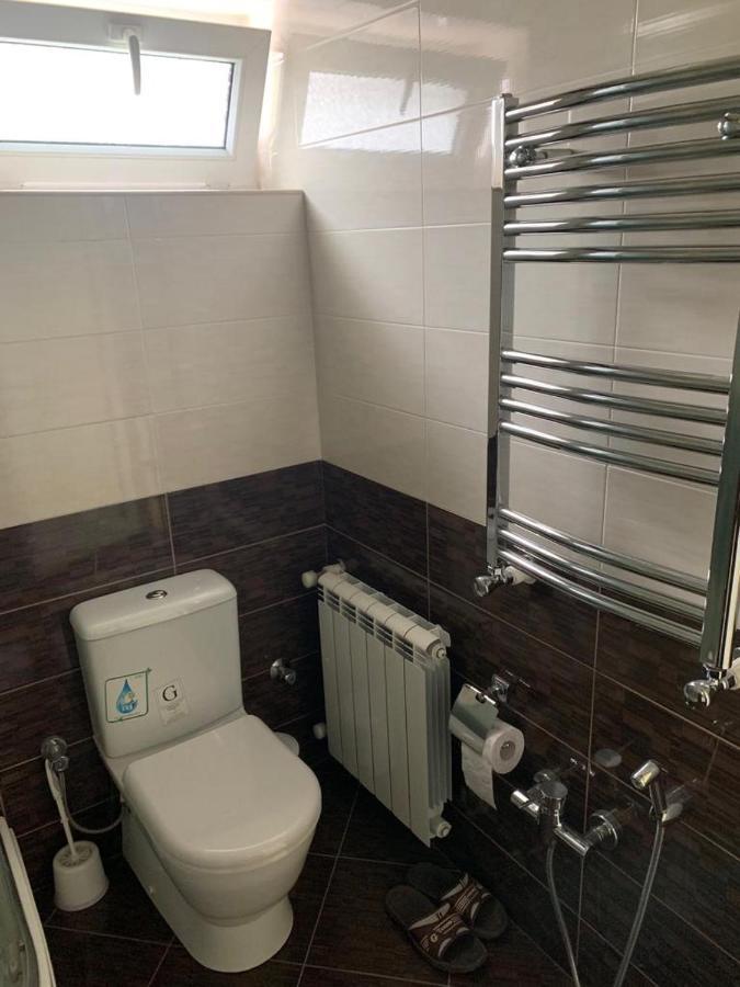 Sheki Avtovagzal Motel Buitenkant foto